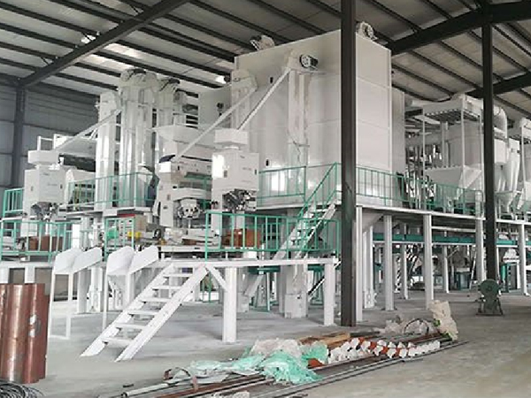 成套<a href=http://http://www.klzbw.com/product/6/ target=_blank class=infotextkey>玉米加工機(jī)械</a>